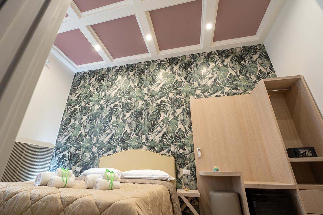 Hotel HR Boutique Porto, Napoli Centro, by ClaPa Group Extérieur photo