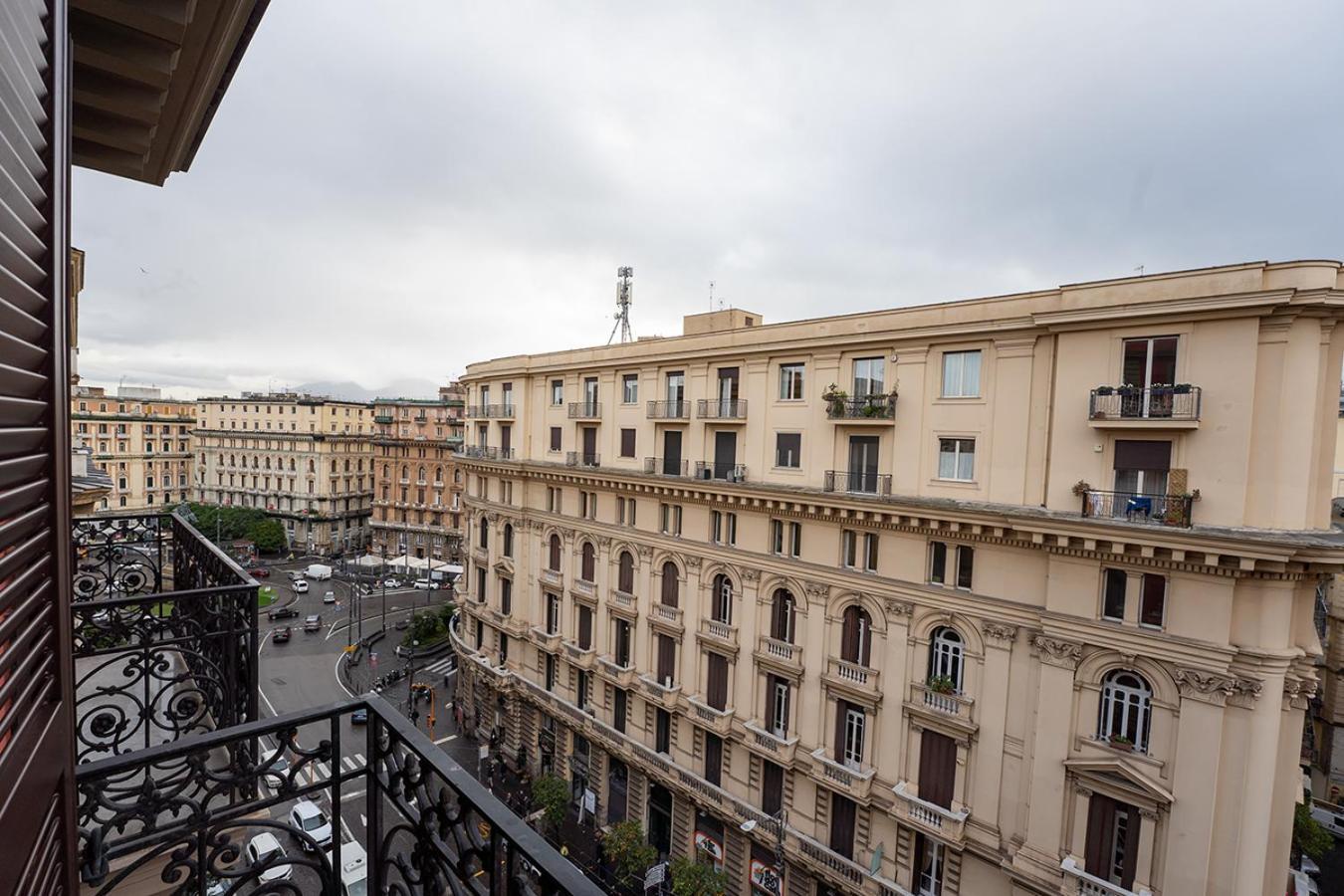 Hotel HR Boutique Porto, Napoli Centro, by ClaPa Group Extérieur photo
