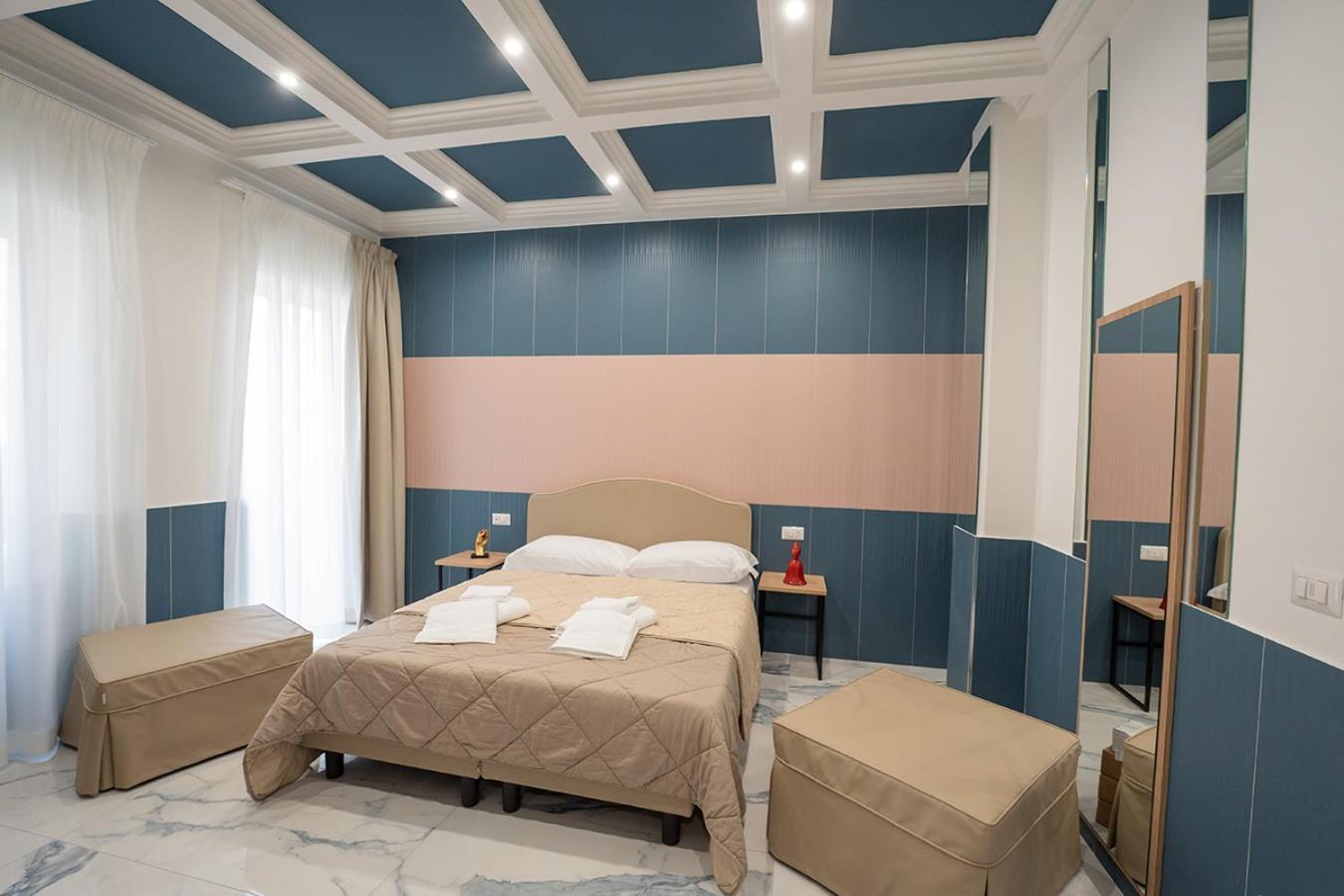 Hotel HR Boutique Porto, Napoli Centro, by ClaPa Group Extérieur photo